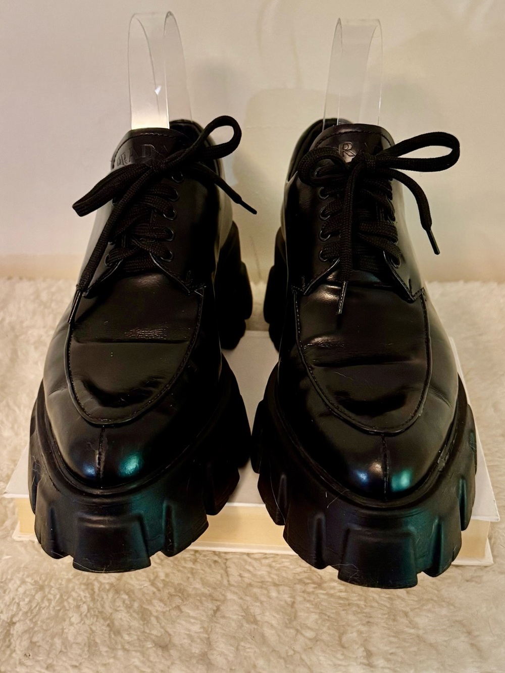 Prada Monolith Derby Shoes w/Pointed Toe, 5 Hole Lace Up EU37 Great Condition